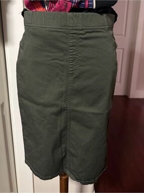 NWOT FEMI Made in Italy Olive Green Pull-On Utility Midi Skirt Sz 46 / US 10